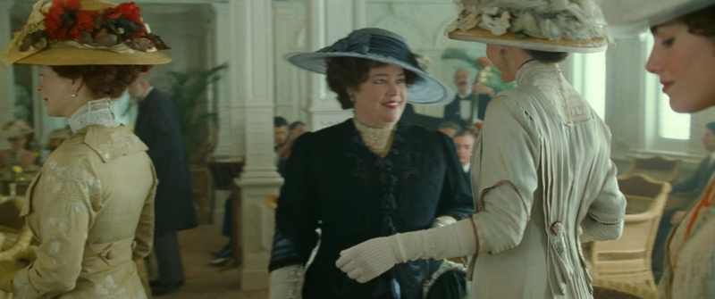 Illustration for article titled Kathy Bates in Titanic as the Unsinkable Molly Brown Is My Plus-Size Style Icon
